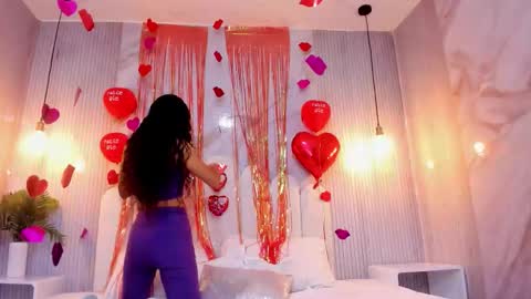 Ana  online show from February 15, 2026, 11:41 am