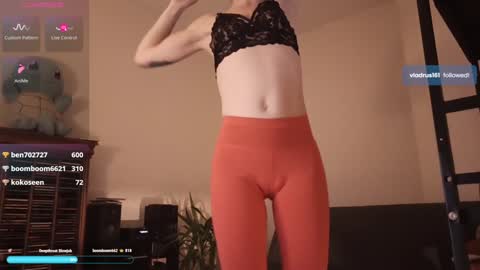 Snapshot of anna_annaa chatting on December 8, 2024, 3:21 am Anna online show from December 8, 2024, 3:21 am