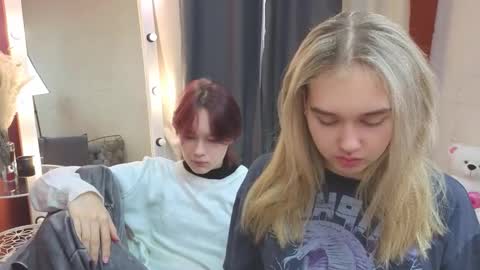 Anni online show from February 5, 2026, 5:01 am