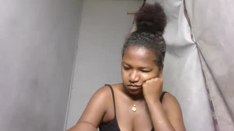 annick98 online show from February 21, 2026, 4:57 am