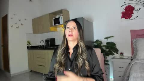 Snapshot of antocolby24 chatting on February 6, 2026, 10:02 pm Anto online show from February 6, 2026, 10:02 pm