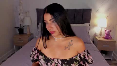 Antonella Coruso online show from February 10, 2026, 10:58 pm