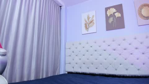 Snapshot of antonella_hotkiss chatting on January 11, 2025, 4:38 am Antonella online show from January 11, 2025, 4:38 am