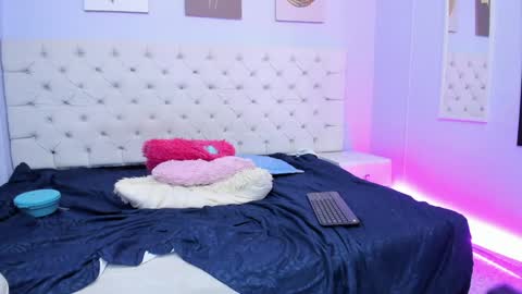 Snapshot of antonella_hotkiss chatting on January 11, 2025, 11:12 am Antonella online show from January 11, 2025, 11:12 am