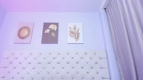 Snapshot of antonella_hotkiss chatting on January 25, 2025, 3:51 am Antonella online show from January 25, 2025, 3:51 am