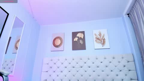 Snapshot of antonella_hotkiss chatting on February 2, 2025, 3:43 am Antonella online show from February 2, 2025, 3:43 am