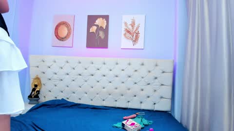 Snapshot of antonella_hotkiss chatting on February 7, 2025, 3:45 am Antonella online show from February 7, 2025, 3:45 am