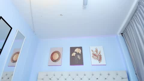 Snapshot of antonella_hotkiss chatting on February 14, 2025, 4:47 am Antonella online show from February 14, 2025, 4:47 am