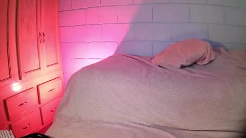 AnuarFox online show from February 10, 2026, 7:56 am