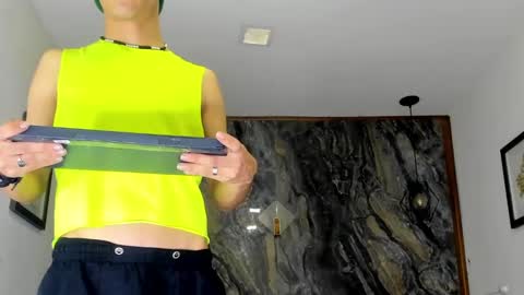 anyelo_sexyhot online show from January 27, 2025, 11:43 am