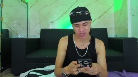 anyelo_sexyhot online show from September 25, 2025, 12:09 pm