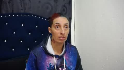 anyu online show from February 18, 2025, 1:54 am