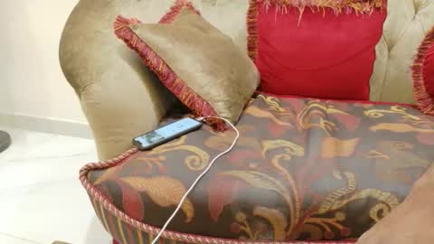 Snapshot of april2000 chatting on January 16, 2026, 2:10 pm april2000 online show from January 16, 2026, 2:10 pm