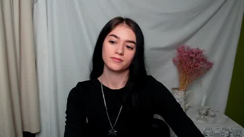 Snapshot of aprillswift_ chatting on January 6, 2025, 1:52 pm Aprill online show from January 6, 2025, 1:52 pm