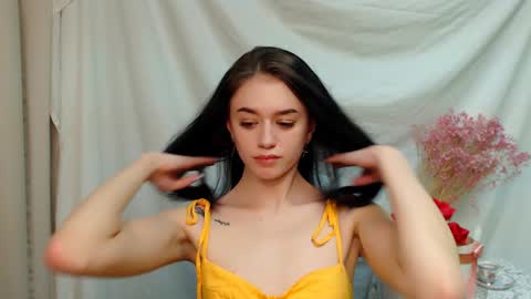 Snapshot of aprillswift_ chatting on January 16, 2025, 1:36 pm Aprill online show from January 16, 2025, 1:36 pm