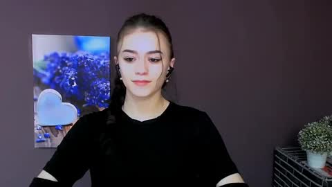 Snapshot of aprillswift_ chatting on March 7, 2025, 2:23 pm Aprill online show from March 7, 2025, 2:23 pm