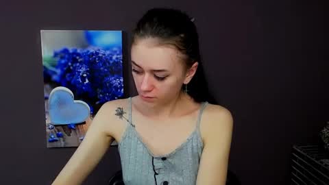 Snapshot of aprillswift_ chatting on March 12, 2025, 12:57 pm Aprill online show from March 12, 2025, 12:57 pm