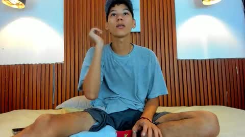 aquarius_xxx online show from November 19, 2025, 11:32 am