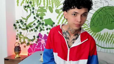 Arceluz  online show from December 28, 2024, 2:32 pm