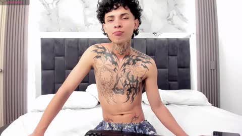 Arceluz  online show from February 10, 2025, 6:53 am