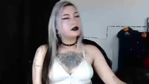 help me 100 hands up my OF is Free  online show from September 10, 2025, 9:59 pm