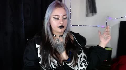 help me 100 hands up my OF is Free  online show from November 25, 2025, 9:48 pm