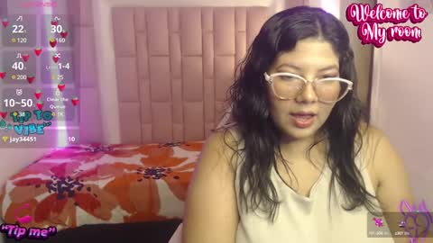 aridiamont_ online show from December 30, 2024, 10:55 pm