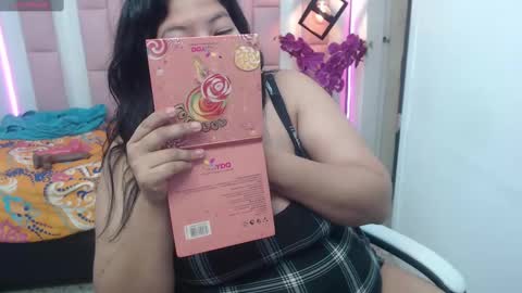 aridiamont_ online show from January 10, 2025, 9:31 pm