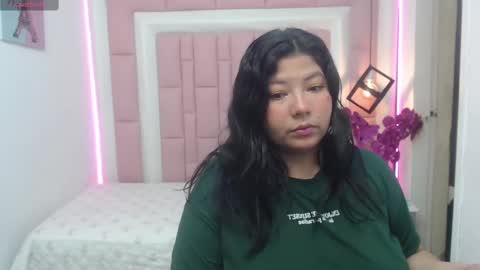 aridiamont_ online show from January 12, 2025, 8:57 pm