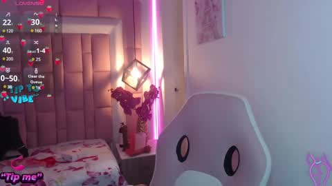 aridiamont_ online show from January 26, 2025, 8:34 pm