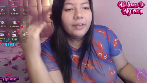 aridiamont_ online show from January 28, 2025, 12:47 am