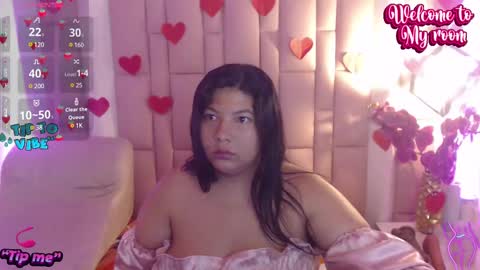 aridiamont_ online show from February 19, 2025, 1:08 am