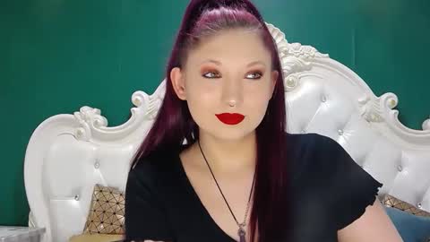 Snapshot of arielburn chatting on February 3, 2026, 11:10 pm Ariel online show from February 3, 2026, 11:10 pm