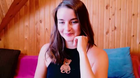 arielstonks_lovee online show from February 26, 2026, 4:22 am