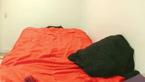 Snapshot of armin_red1 chatting on October 14, 2025, 2:01 am armin_red1 online show from October 14, 2025, 2:01 am