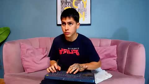 aron_pulse online show from February 25, 2026, 2:27 pm