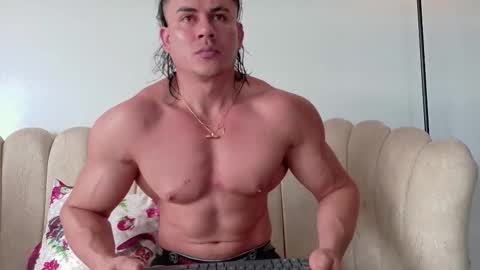 Snapshot of aroon_connor chatting on February 10, 2026, 8:24 pm online show from February 10, 2026, 8:24 pm