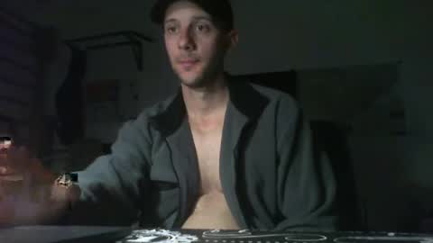 Snapshot of artur833 chatting on October 25, 2025, 9:09 pm artur833 online show from October 25, 2025, 9:09 pm