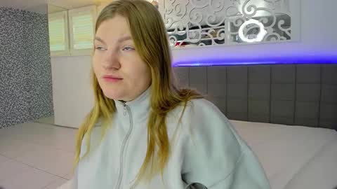 Snapshot of ashleyjonse chatting on January 19, 2026, 6:06 am AshleyJonse online show from January 19, 2026, 6:06 am