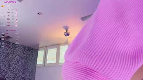 Snapshot of ashleyjonse chatting on February 5, 2026, 6:18 am AshleyJonse online show from February 5, 2026, 6:18 am