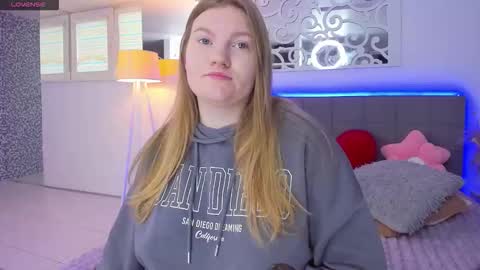 Snapshot of ashleyjonse chatting on February 25, 2026, 6:12 am AshleyJonse online show from February 25, 2026, 6:12 am