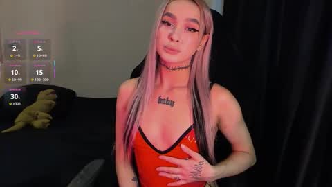 Mila online show from February 12, 2026, 12:55 pm