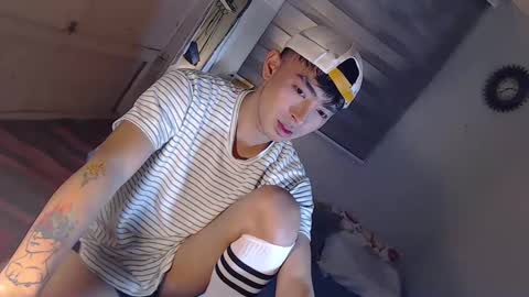 Snapshot of asiancummer_bry69 chatting on February 25, 2025, 2:22 pm Bry online show from February 25, 2025, 2:22 pm