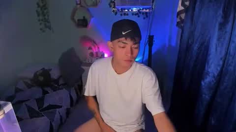 Snapshot of asiancummer_bry69 chatting on November 29, 2025, 2:03 am Bry online show from November 29, 2025, 2:03 am