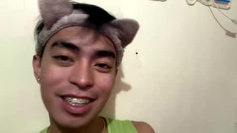 Snapshot of asiancummer_bry69 chatting on January 7, 2026, 6:05 am Bry online show from January 7, 2026, 6:05 am