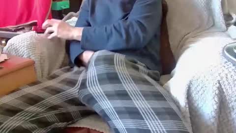 Snapshot of asianlooker chatting on March 3, 2026, 3:18 pm John online show from March 3, 2026, 3:18 pm