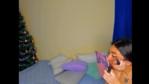 Mag and Molly online show from January 6, 2026, 3:43 am