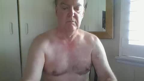 Snapshot of astute008 chatting on December 15, 2025, 5:34 am astute008 online show from December 15, 2025, 5:34 am