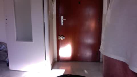 Snapshot of auguste688483 chatting on January 8, 2026, 9:22 am auguste688483 online show from January 8, 2026, 9:22 am