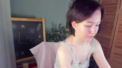 Snapshot of auradiaz chatting on February 24, 2026, 8:34 am auradiaz online show from February 24, 2026, 8:34 am